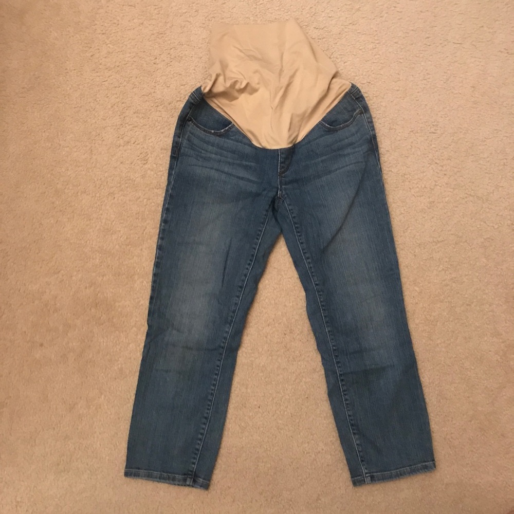Loft Maternity Jean Crops Size 0